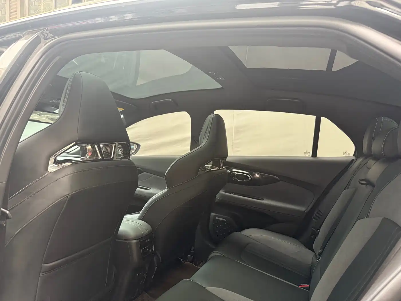 GAC Trumpchi Trumpchi Emkoo 2023 2023 400T Automatic R PRO