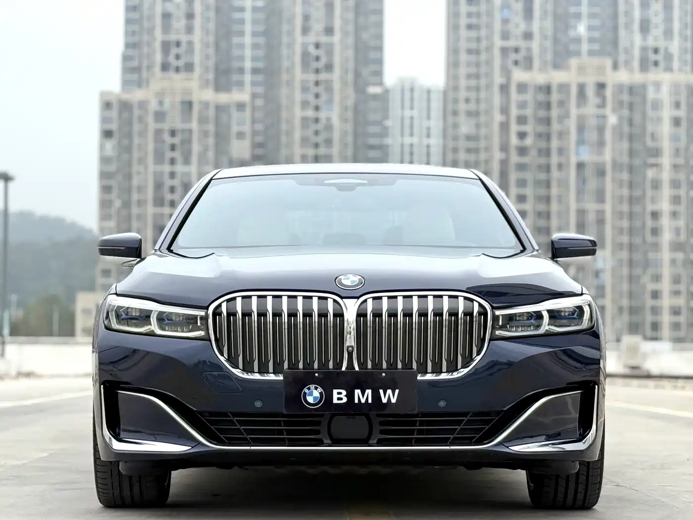 BMW 7 Series 2019 Facelift 740Li xDrive Executive Luxury Package фото 3