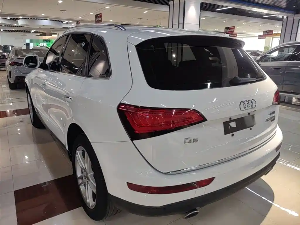 Audi Q5 2016 40 TFSI Technology Model фото 5