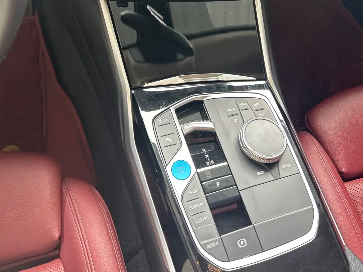 BMW i3 2022 eDrive 35 L фото 8