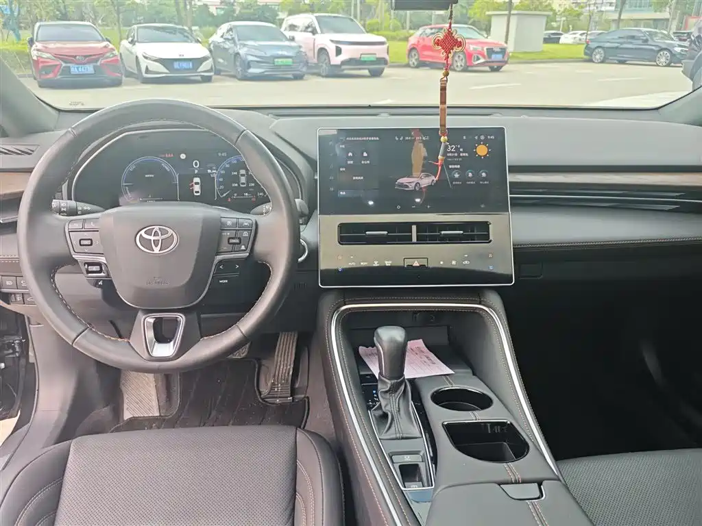 Toyota Avalon 2026 2024 Model Hybrid 2.5L XLE Prestige Edition
