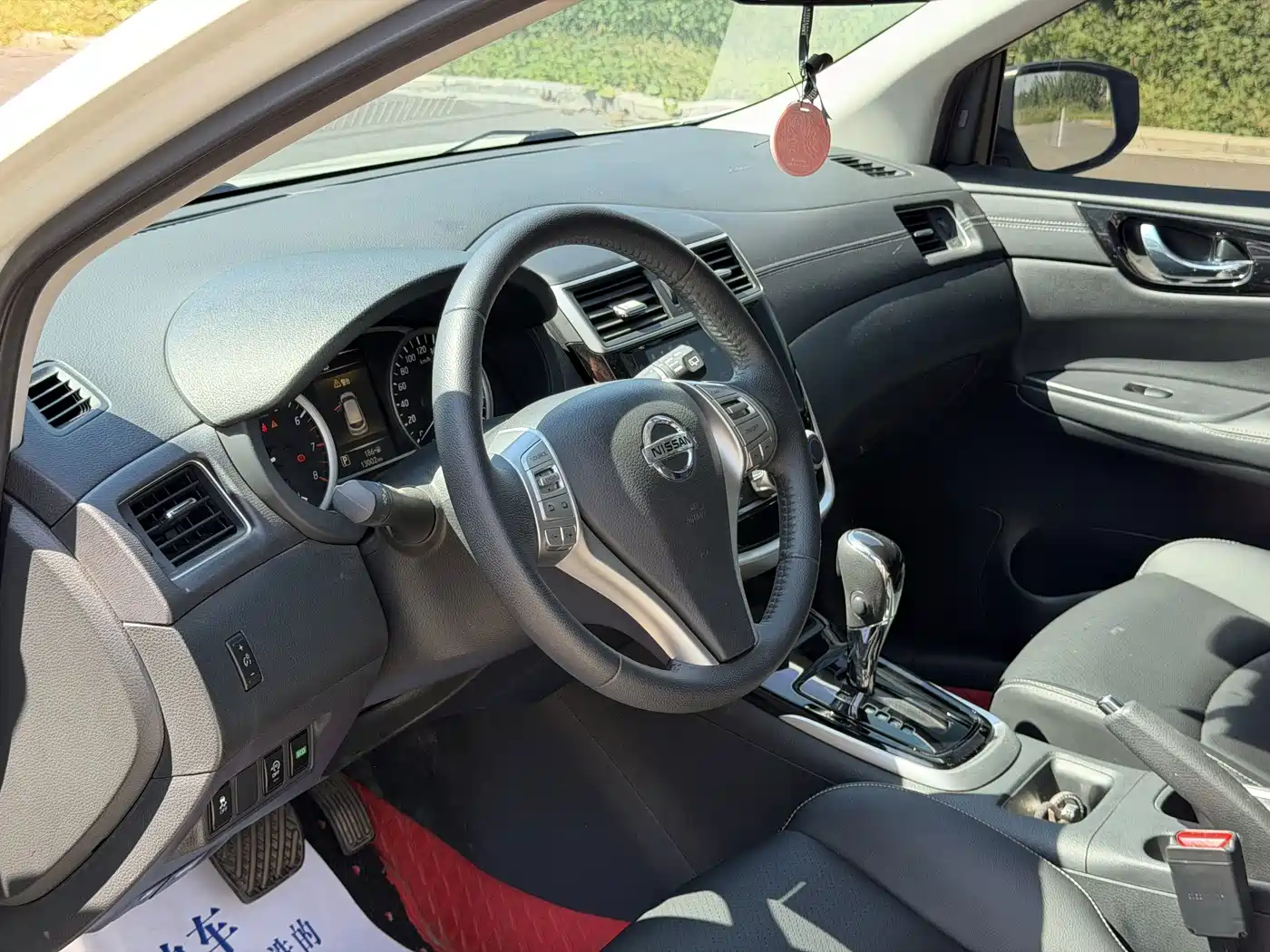 Nissan Tiida, миниатюра 5