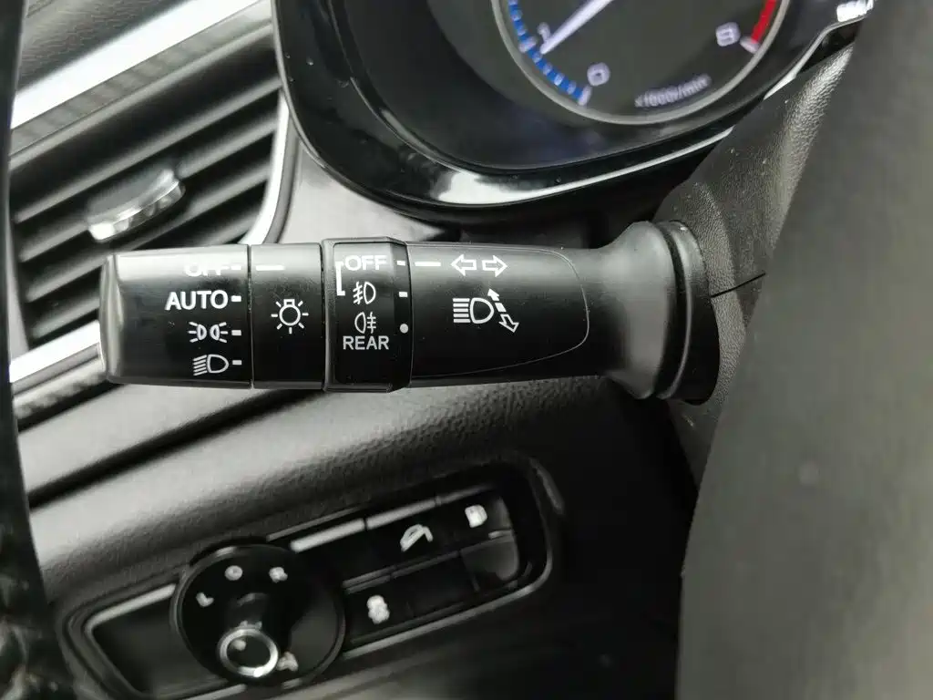 GAC Trumpchi Trumpchi GS7 2018 2017 320T 2WD Luxury Smart Connect