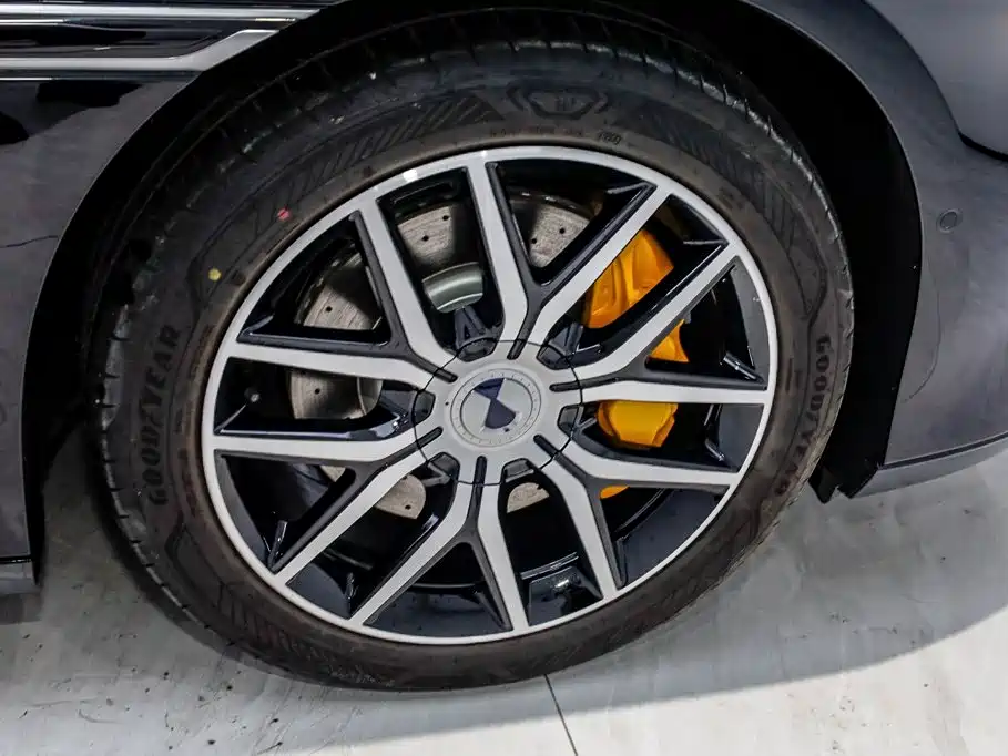 Denza Z9GT 2024 2024 Model 1100 AWD Max Edition