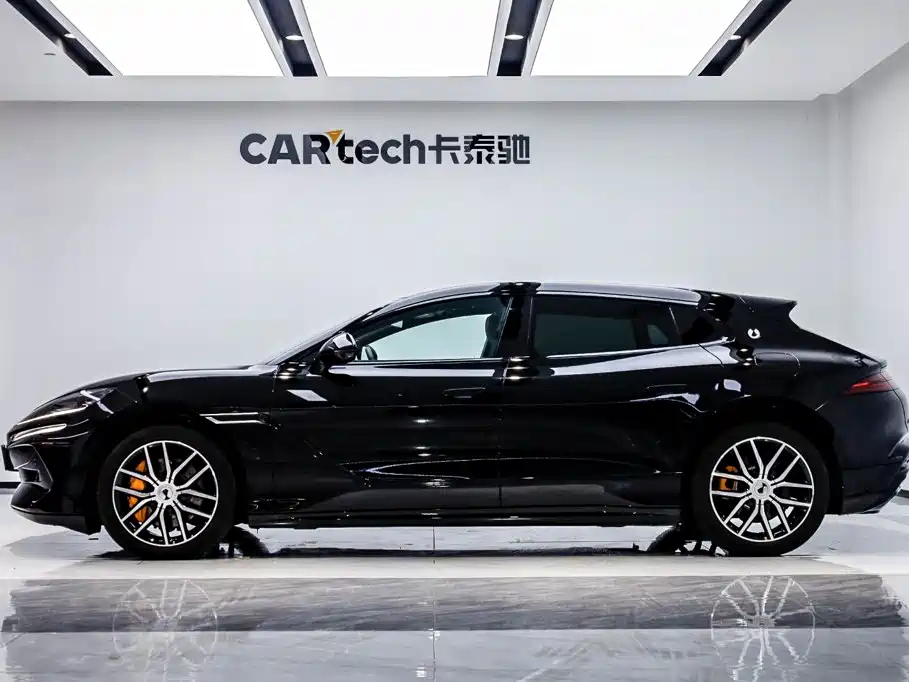 Denza Z9GT 2024 2024 Model 1100 AWD Max Edition