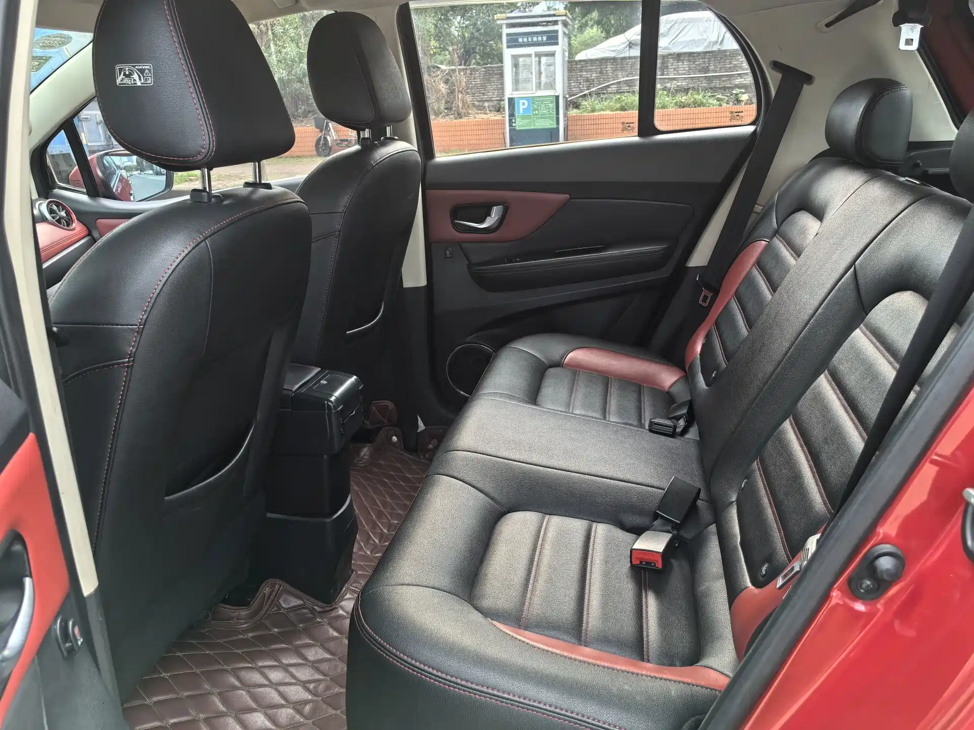 Фото 9 - Haval H1