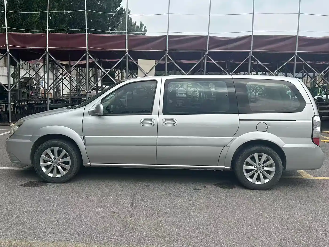 Buick GL8 2014 2.4L Classic Edition фото 7