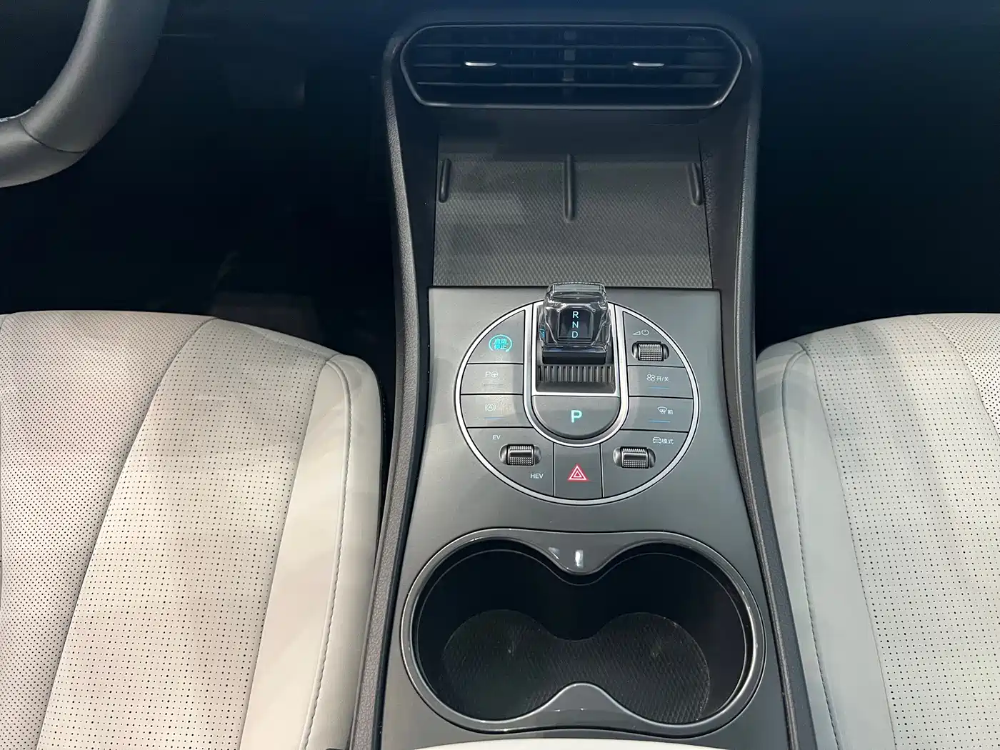 BYD Hai Bao 05 DM-i 2025 DM-i Smart Driving Edition 120KM Flagship фото 10