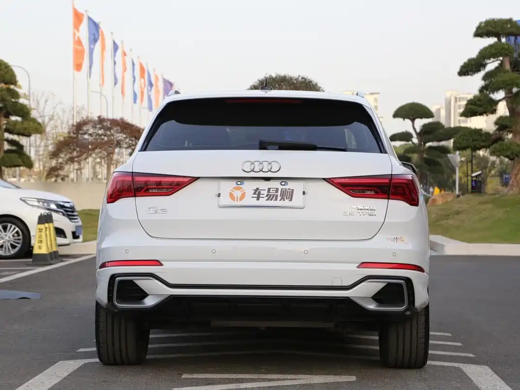 Audi Q3 2024 35 TFSI Fashion Sport фото 19