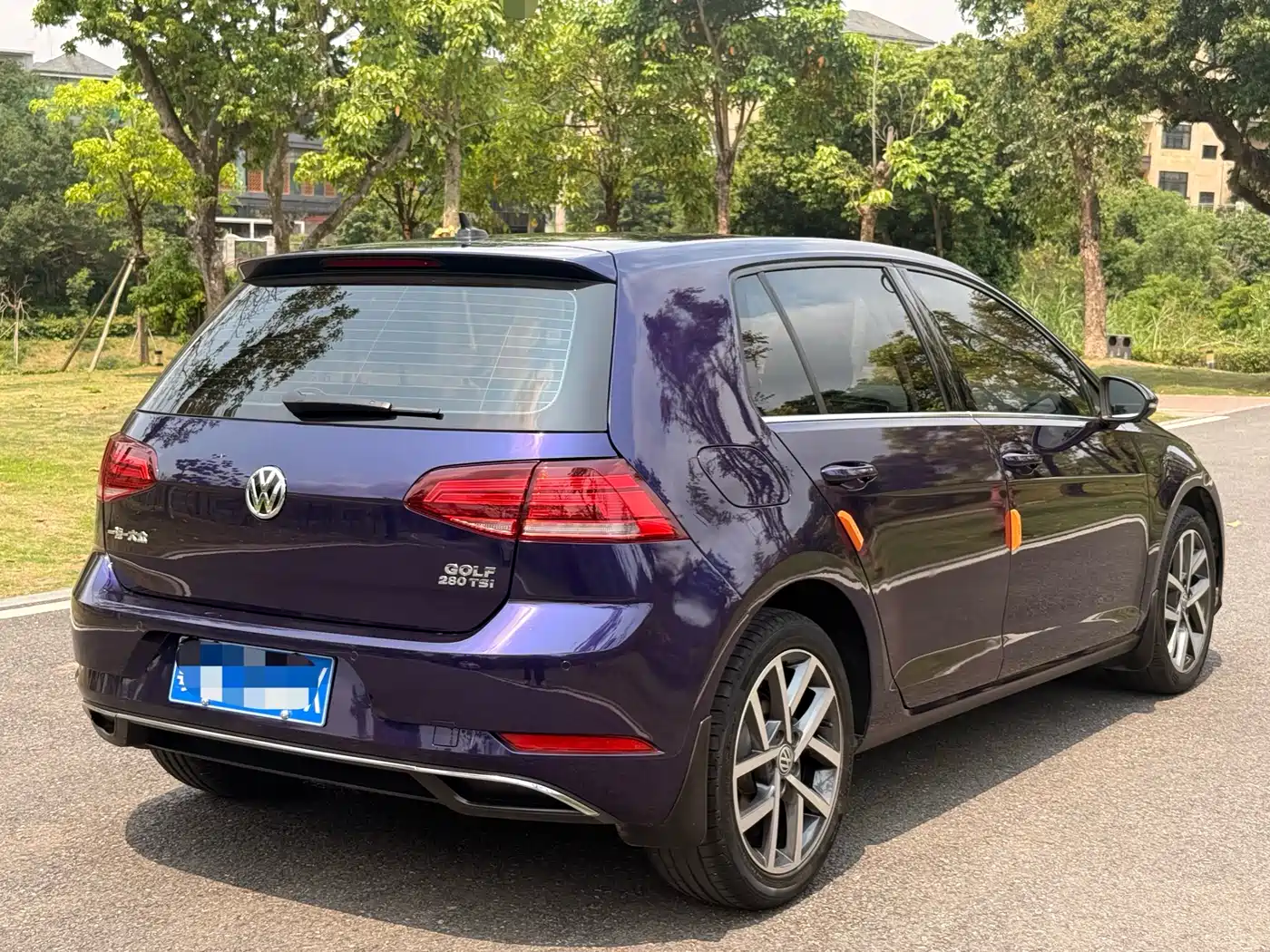 Volkswagen Golf 2020 Beloved Edition 280TSI DSG Comfort фото 9