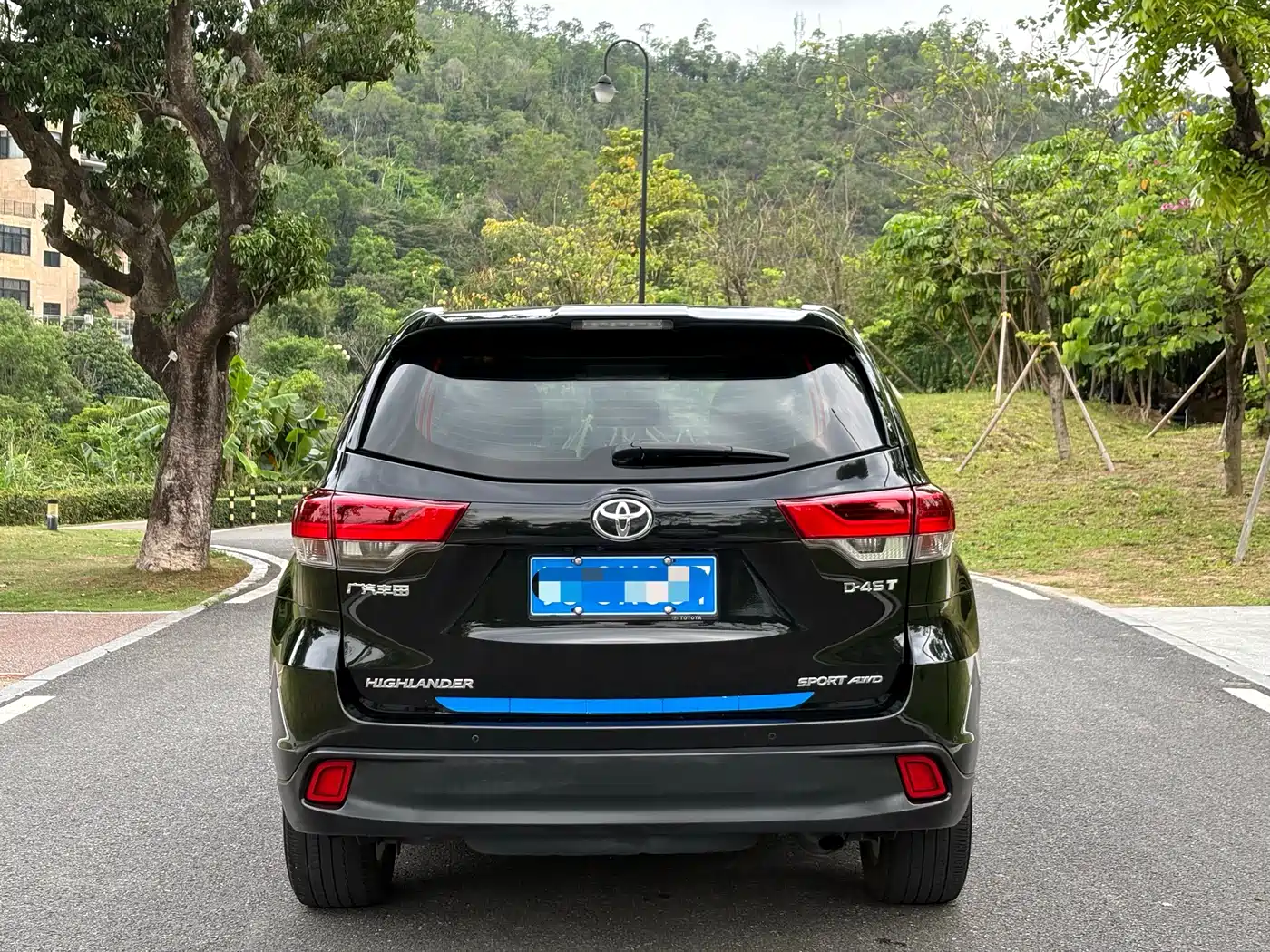 Toyota Highlander 2018 2.0T 4WD Luxury 7-seater China VI фото 8