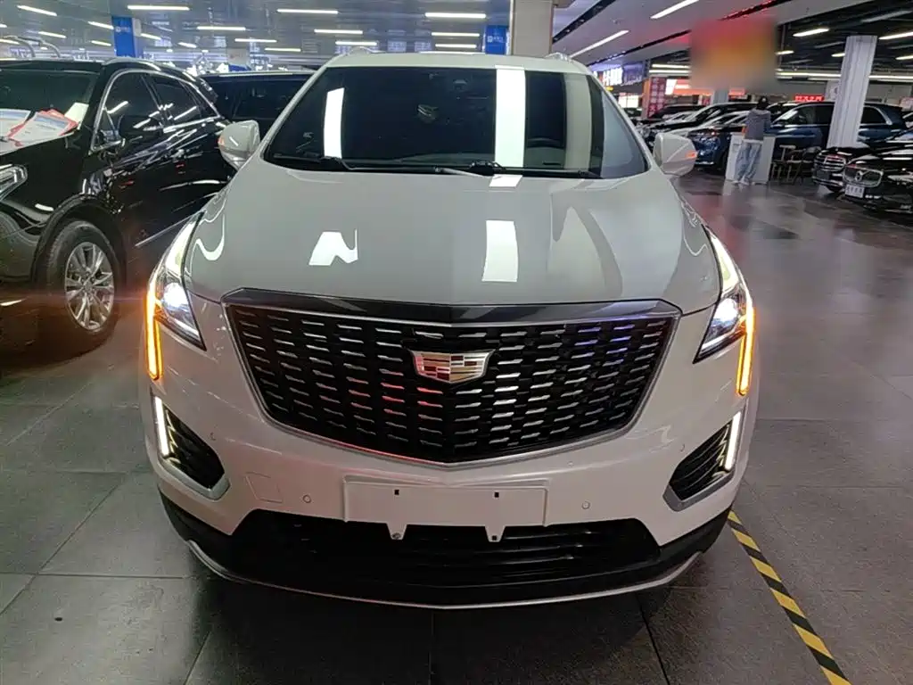 Cadillac XT5 2020 Facelift 28T Luxury Model фото 3