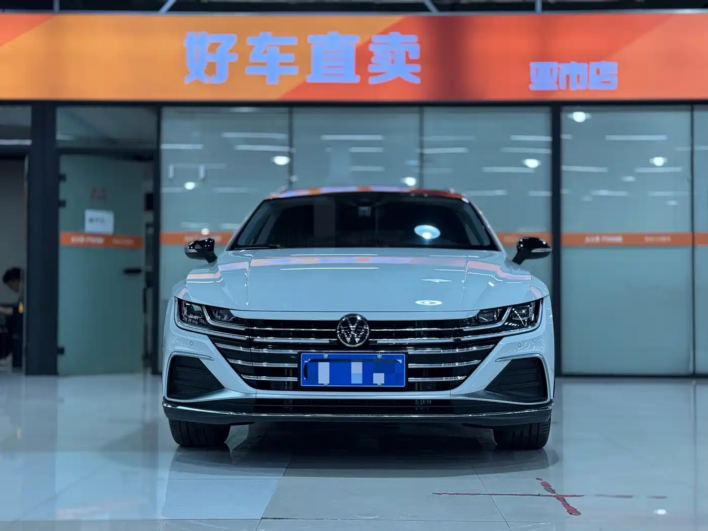 Volkswagen FAW-Volkswagen CC 2023 Shooting Brake 380TSI Hunter's Heart Edition фото 2