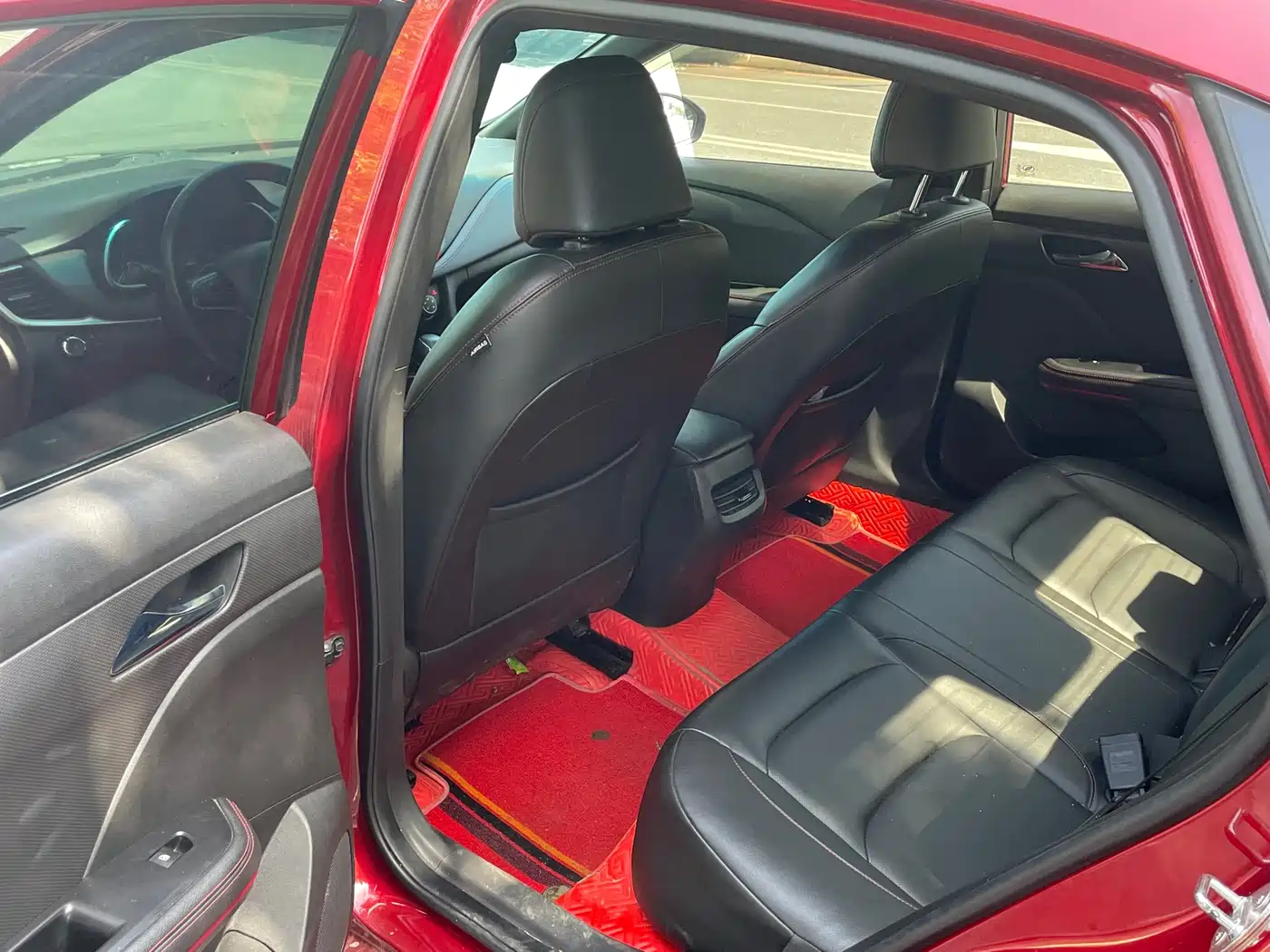 Chevrolet Monza 2019 RS 330T Auto Smooth Edition China VI фото 6
