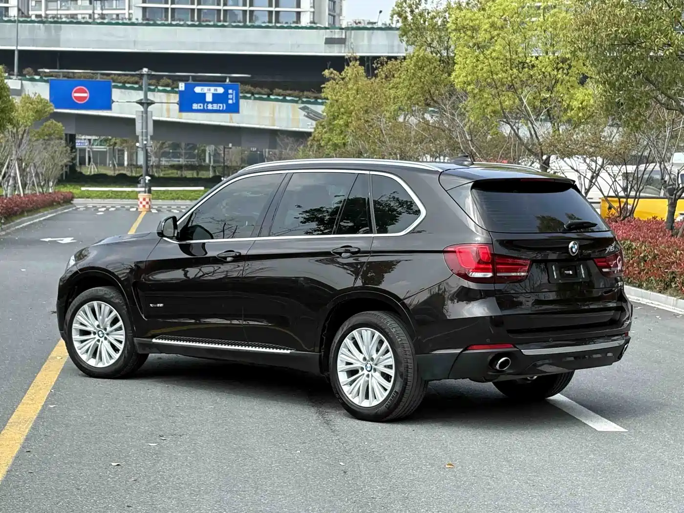 BMW X5 (Import) 2017 xDrive28i фото 15