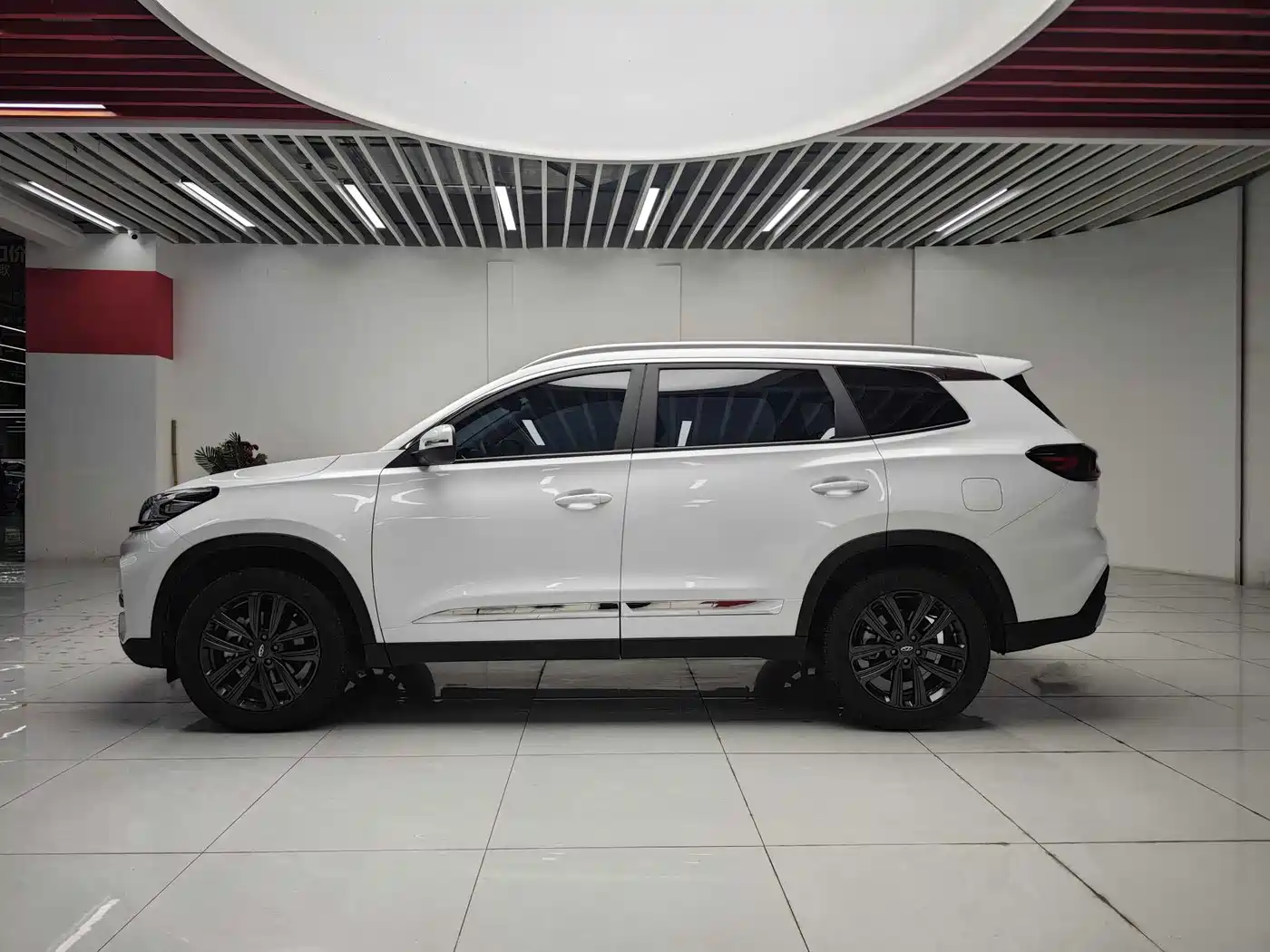 Chery Tiggo 8 2024 2022 Facelift 1.5TCI Automatic New Power 5-seater