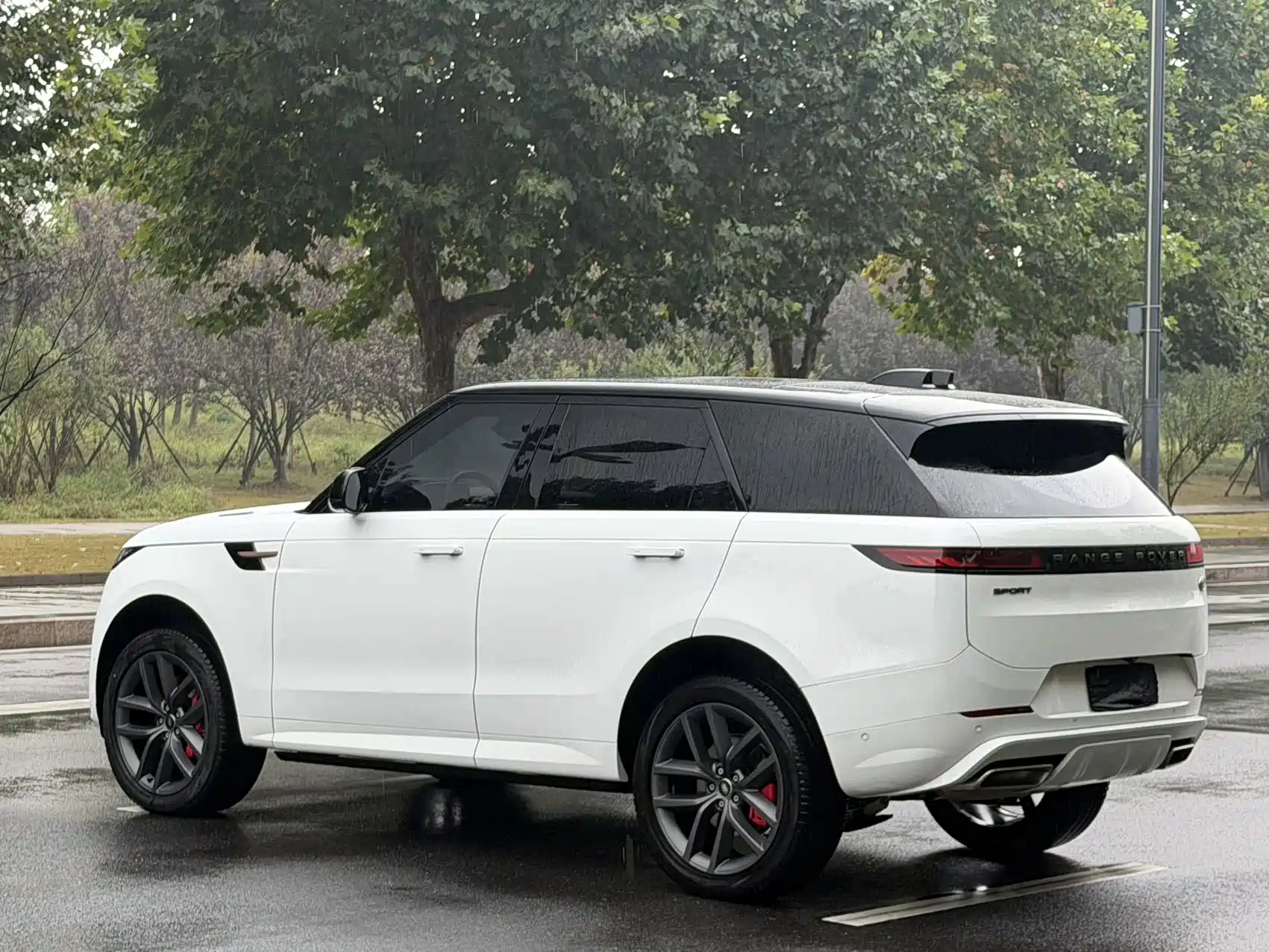Фото 7 - Land Rover Range Rover Sport