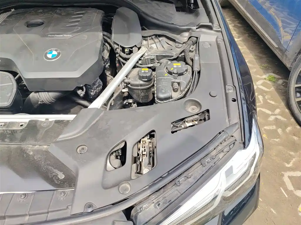 BMW 5 Series 2022 Model Third Facelift 530Li Premium M Sport Package фото 23