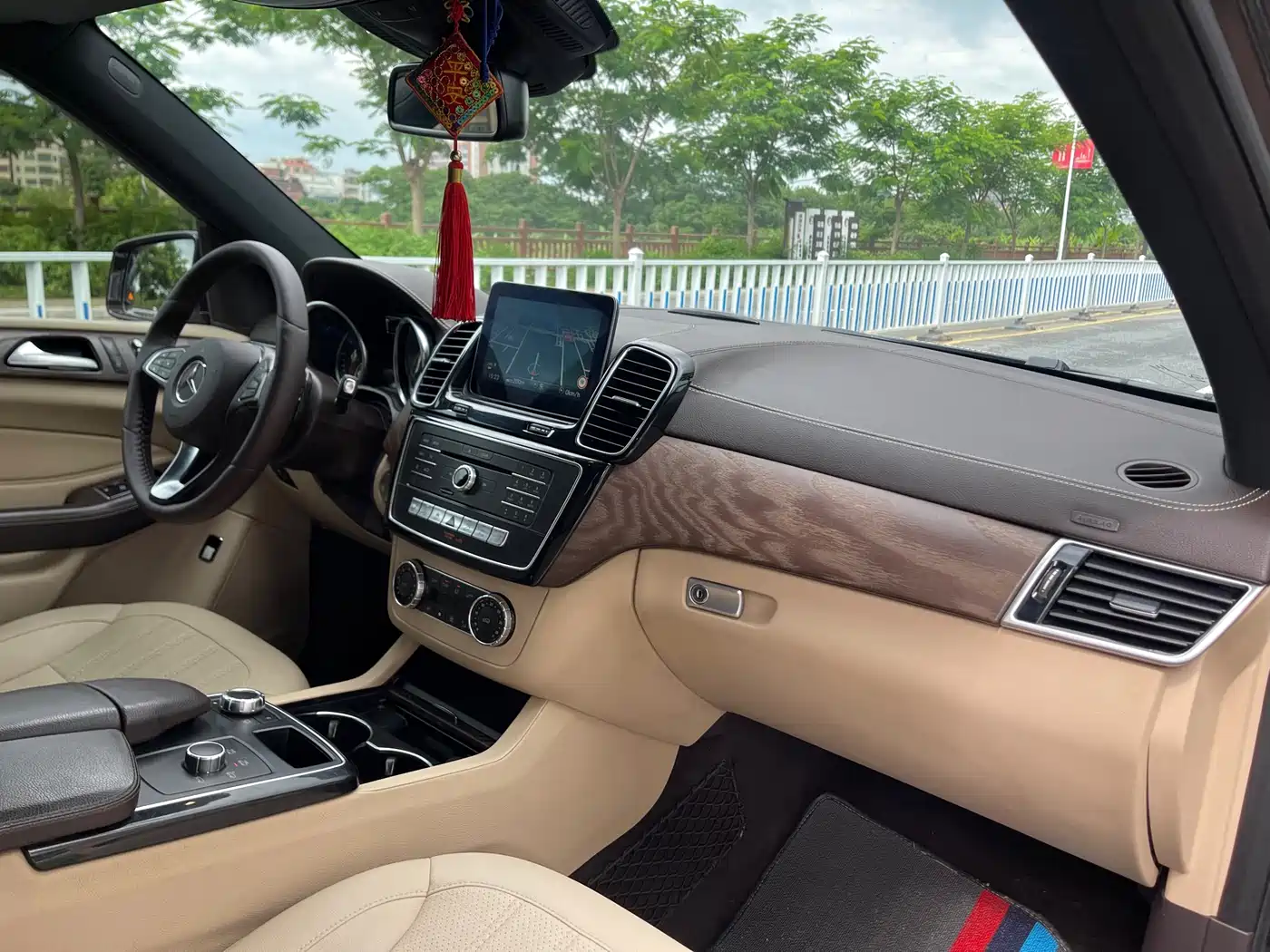 Mercedes-Benz GLE 2017 GLE 320 4MATIC Dynamic фото 7
