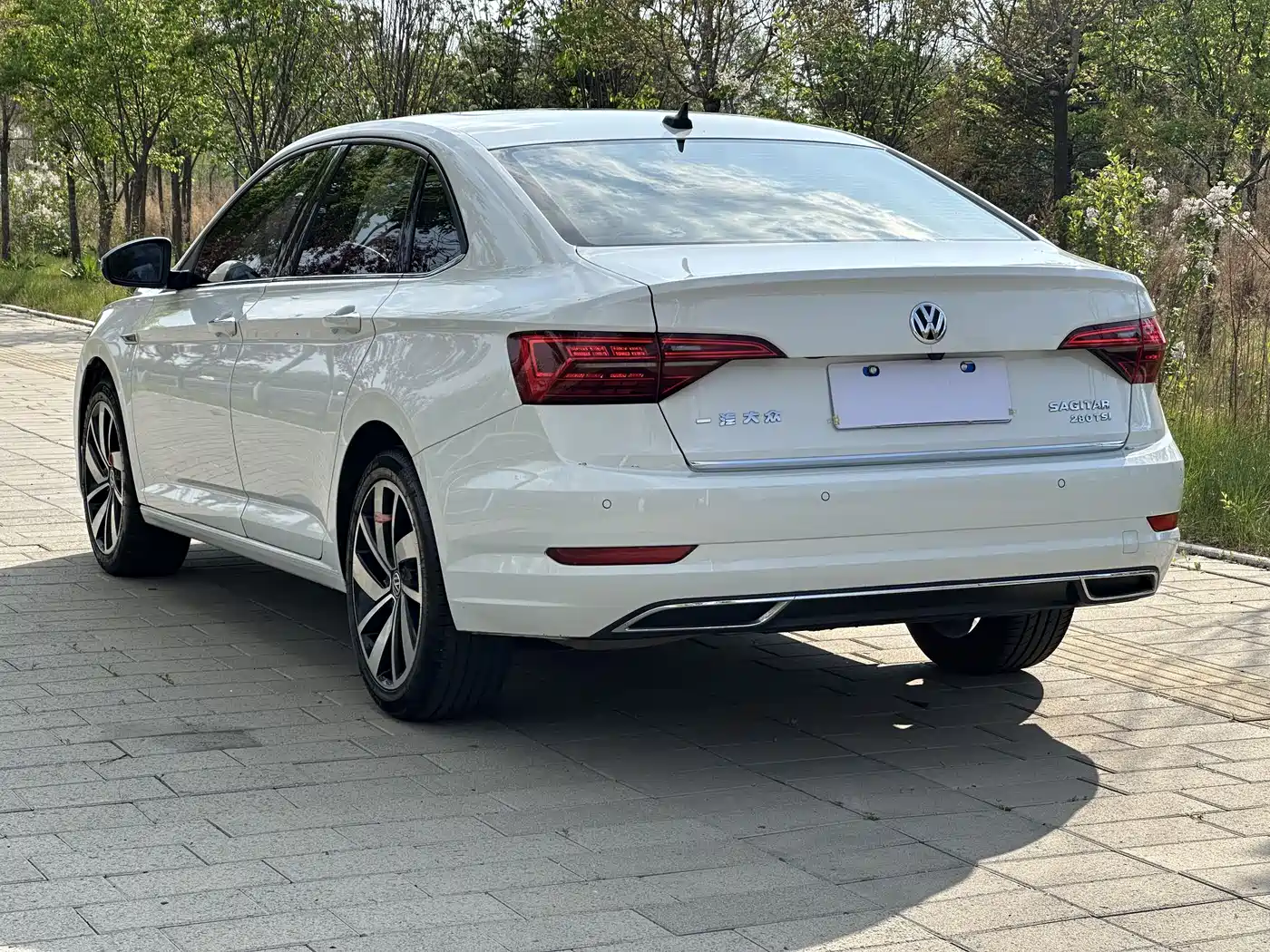 Volkswagen Sagitar 2022 280TSI DSG Excellence Edition фото 5