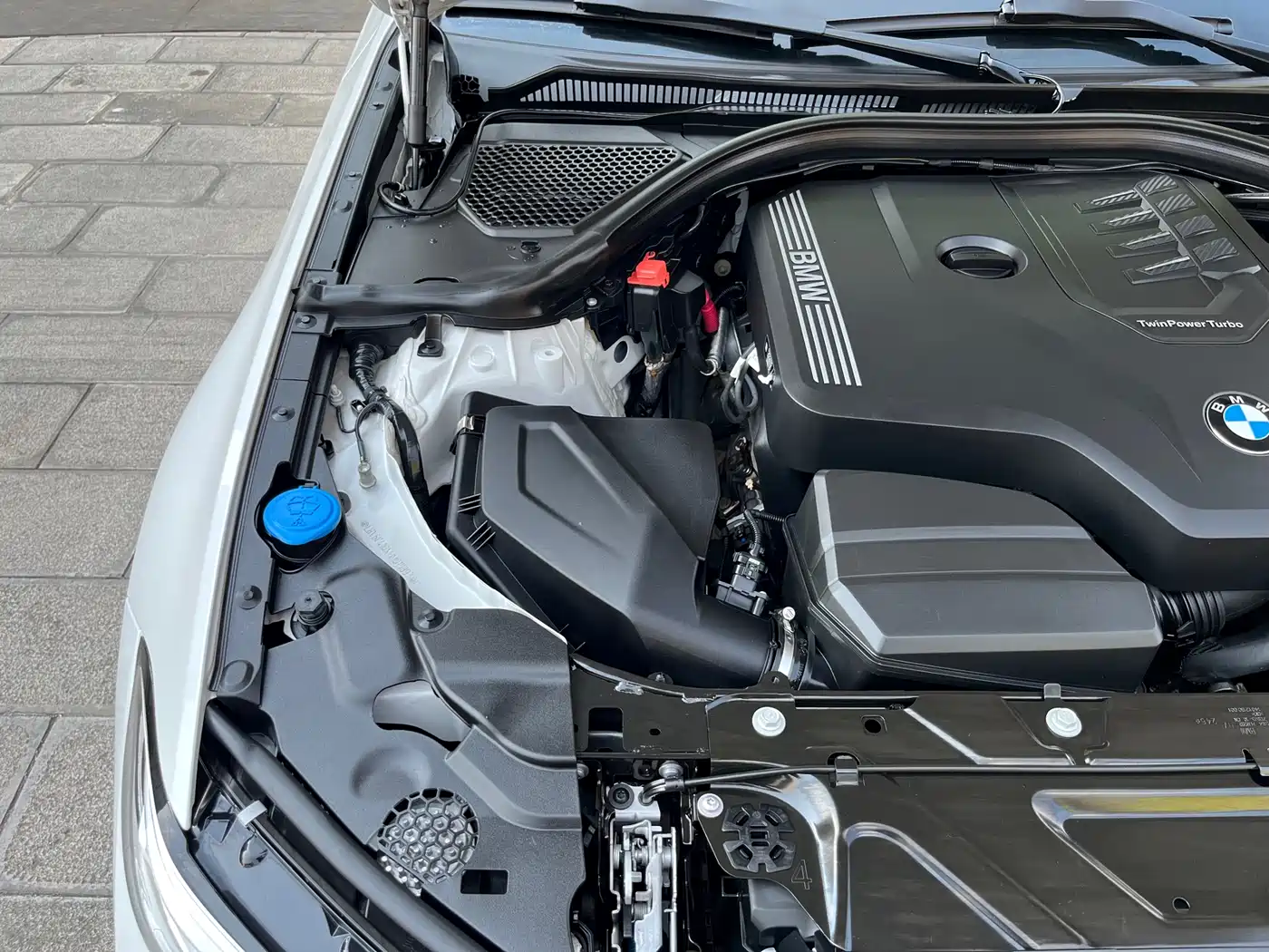 BMW 3 Series 2020 Facelift 325Li Launch Edition фото 25
