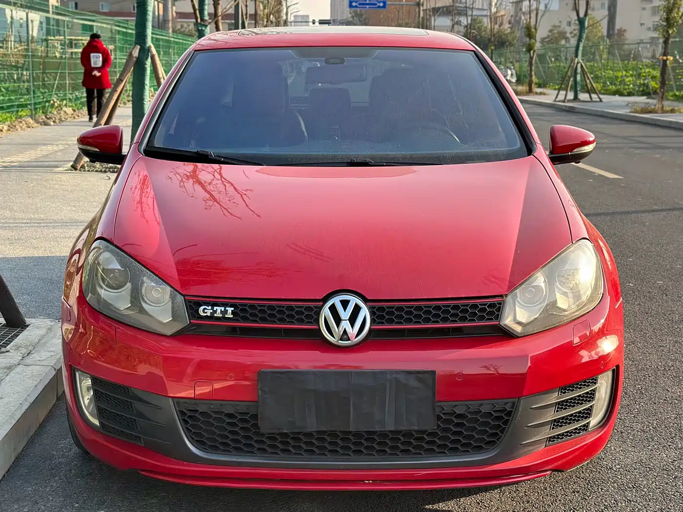 Volkswagen Golf GTI 2012 2.0TSI GTI фото 2