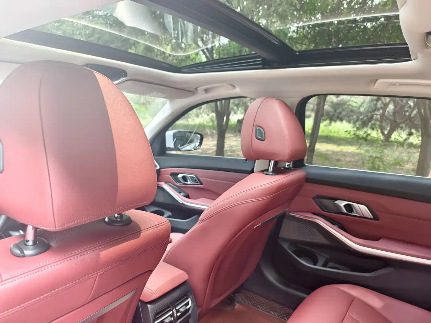 BMW 3 Series 2023 325Li M Sport Package фото 13
