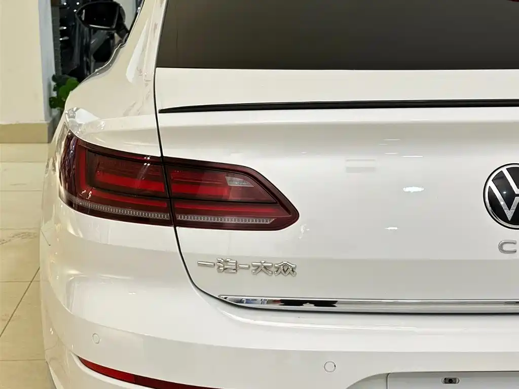 Volkswagen FAW-Volkswagen CC 2021 380TSI Eye-catching Edition фото 15