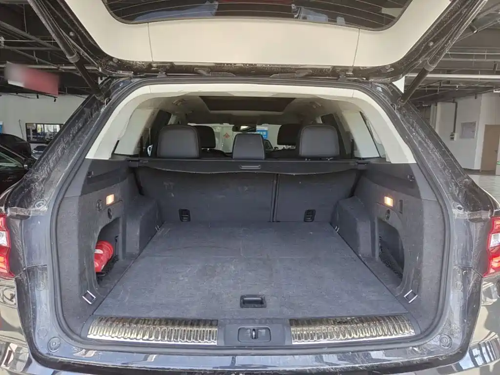 Hongqi HS7 2023 2022 3.0T Automatic 4WD ZhiLian QiXiang Edition 5-seater