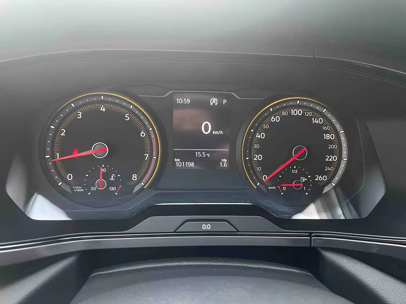 Volkswagen Tharu 2021 Model 280TSI 2WD R-Line фото 10