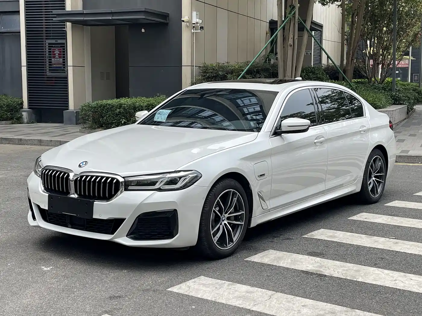 BMW 5 SERIES NEW ENERGY