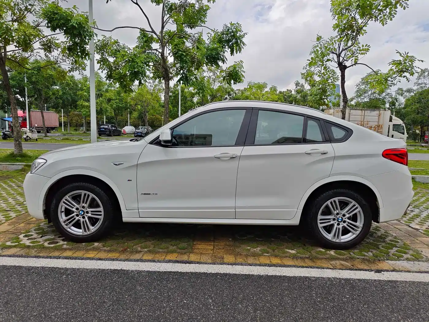 BMW X4 2016 Model xDrive20i M Sport фото 9
