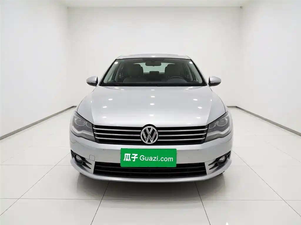 Volkswagen Bora 2015 Quality Edition 1.6L Manual Fashion фото 2