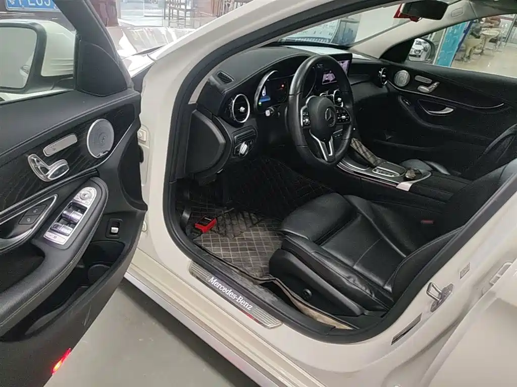 Mercedes-Benz C-Class 2019 C 260 L Sport фото 16