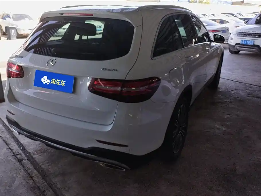 Mercedes-Benz GLC 2018 GLC 260 4MATIC Dynamic фото 3