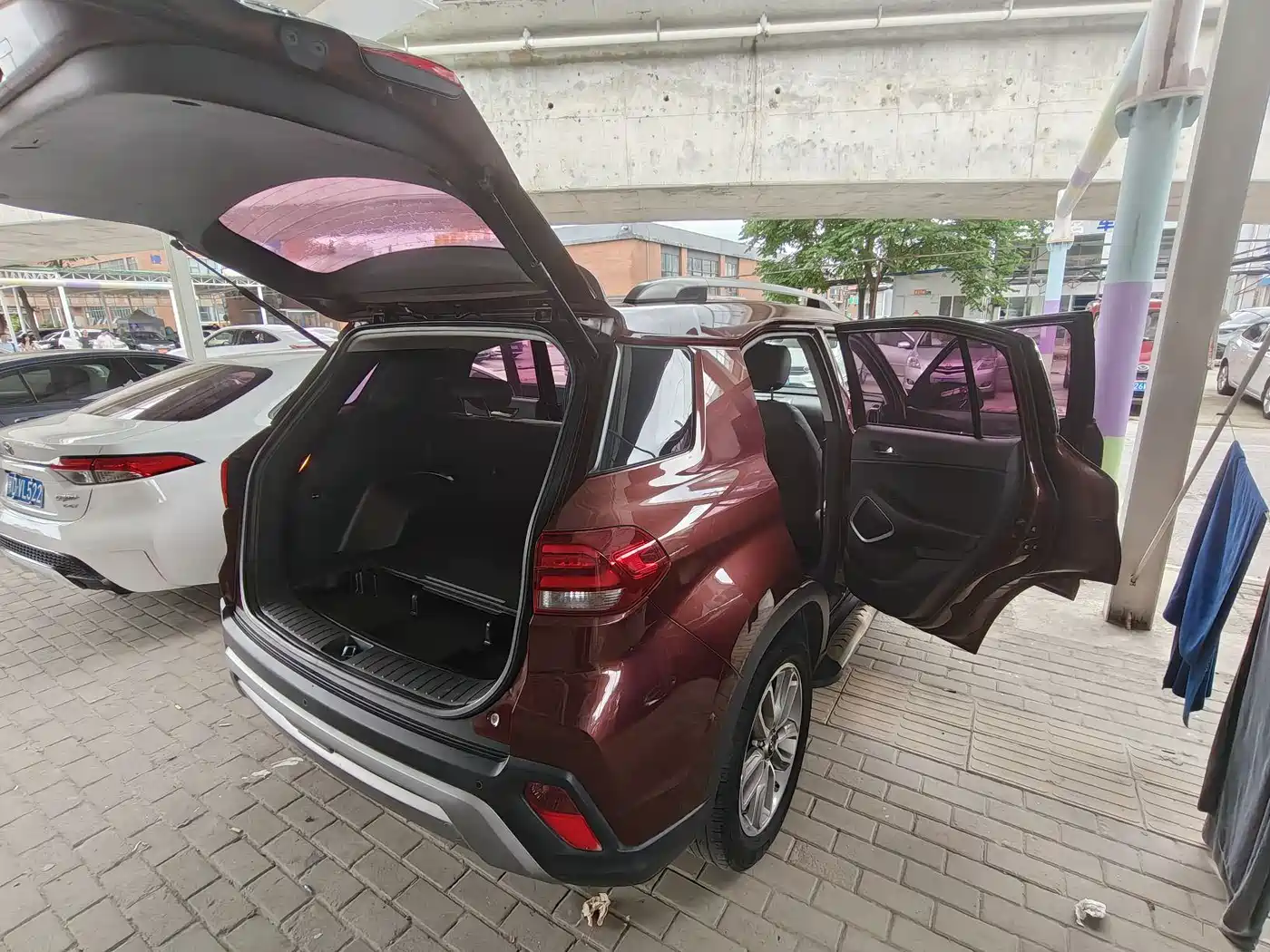 Hyundai Beijing Hyundai ix35 2018 2.0L Automatic 2WD Zhiyong·Enjoyment Edition фото 12