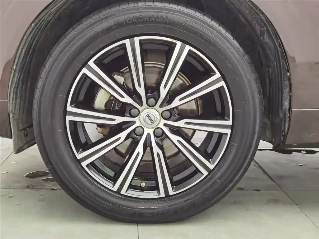 Volvo XC60 2020 T5 AWD Inscription Luxury Edition фото 17