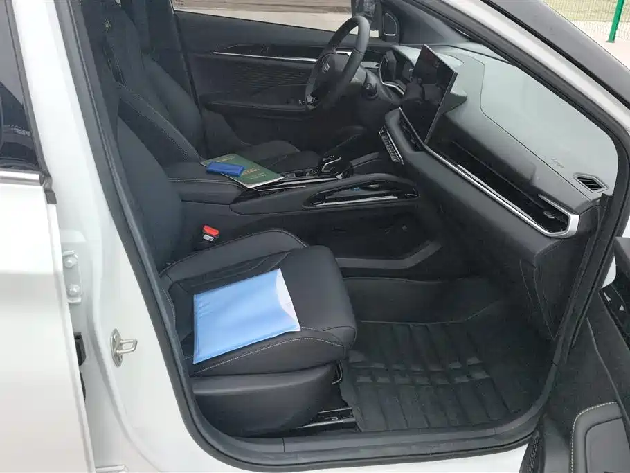 GEELY AUTOMOBILE BINYUE