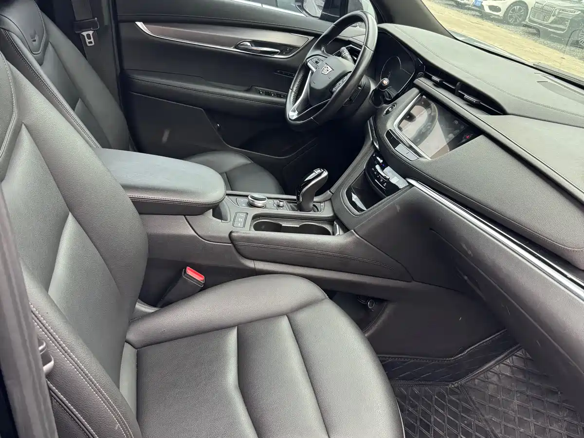 Cadillac XT6 2021 28T 7-Seater AWD Style фото 14