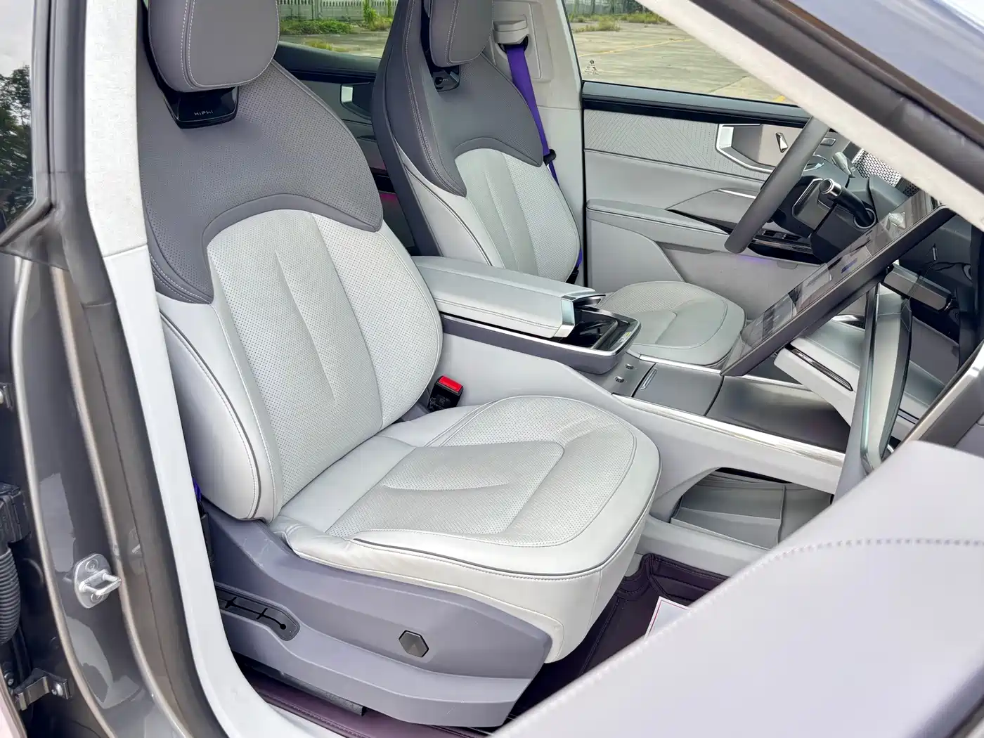 HiPhi Y 2023 2023 560km Elite Edition