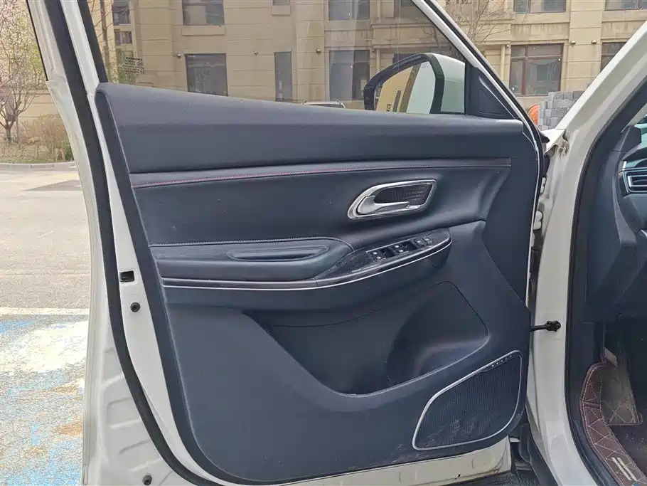 CHANGAN CHANGAN AUCHAN X7