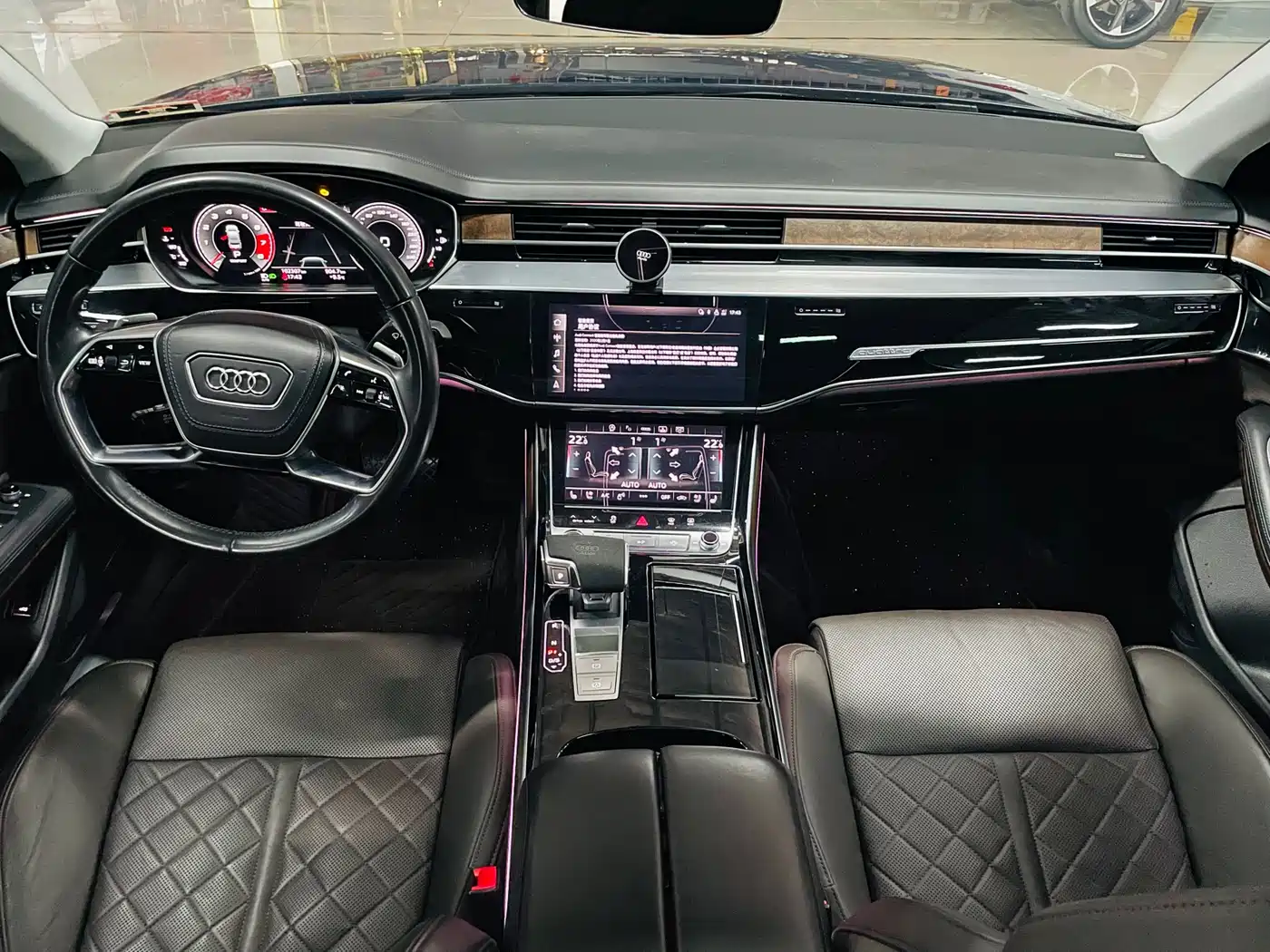 Audi A8 2021 A8L 55 TFSI quattro Luxury фото 15