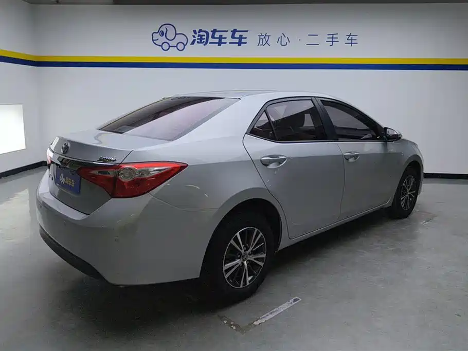 Toyota Levin 2014 1.6G CVT Elite Edition фото 3