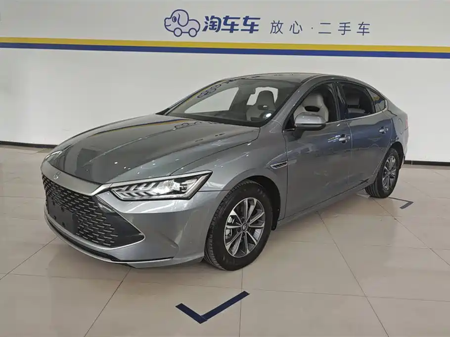 BYD Qin PLUS 2024 Glory Edition DM-i 55KM Leading