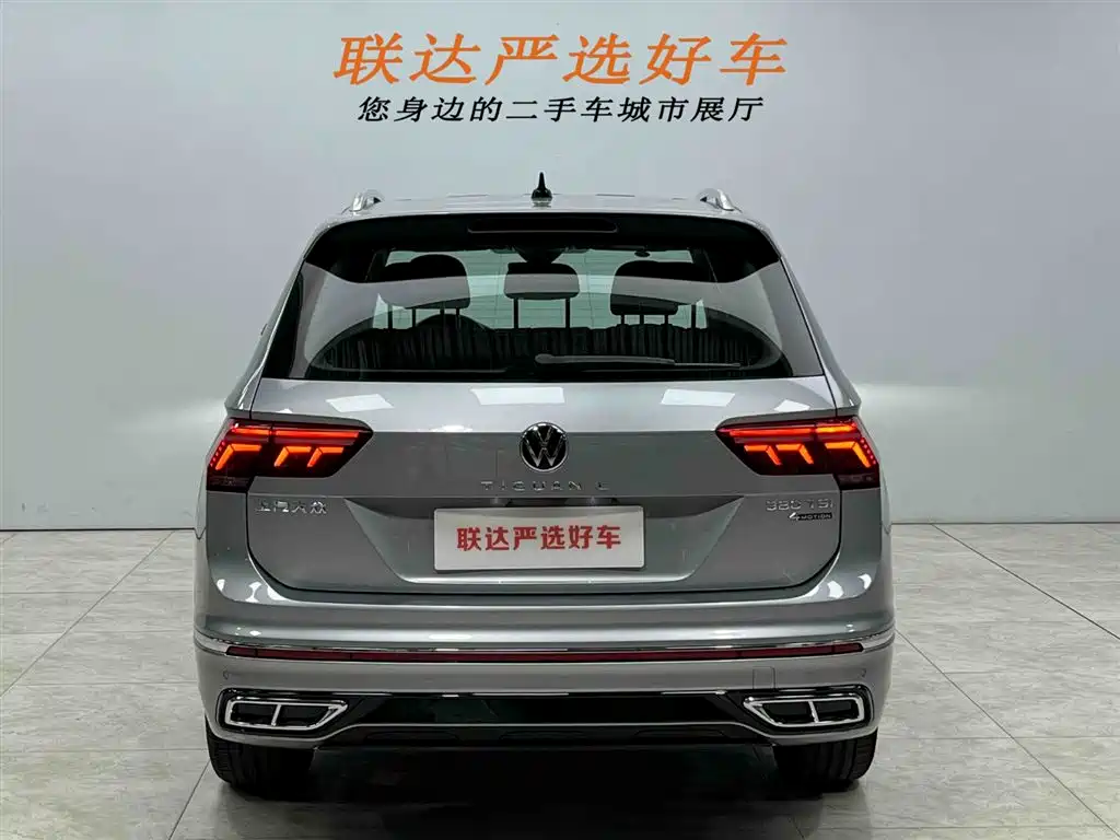 Volkswagen Tiguan L 2022 380TSI Automatic 4WD R-Line Flagship 7-Seater фото 26