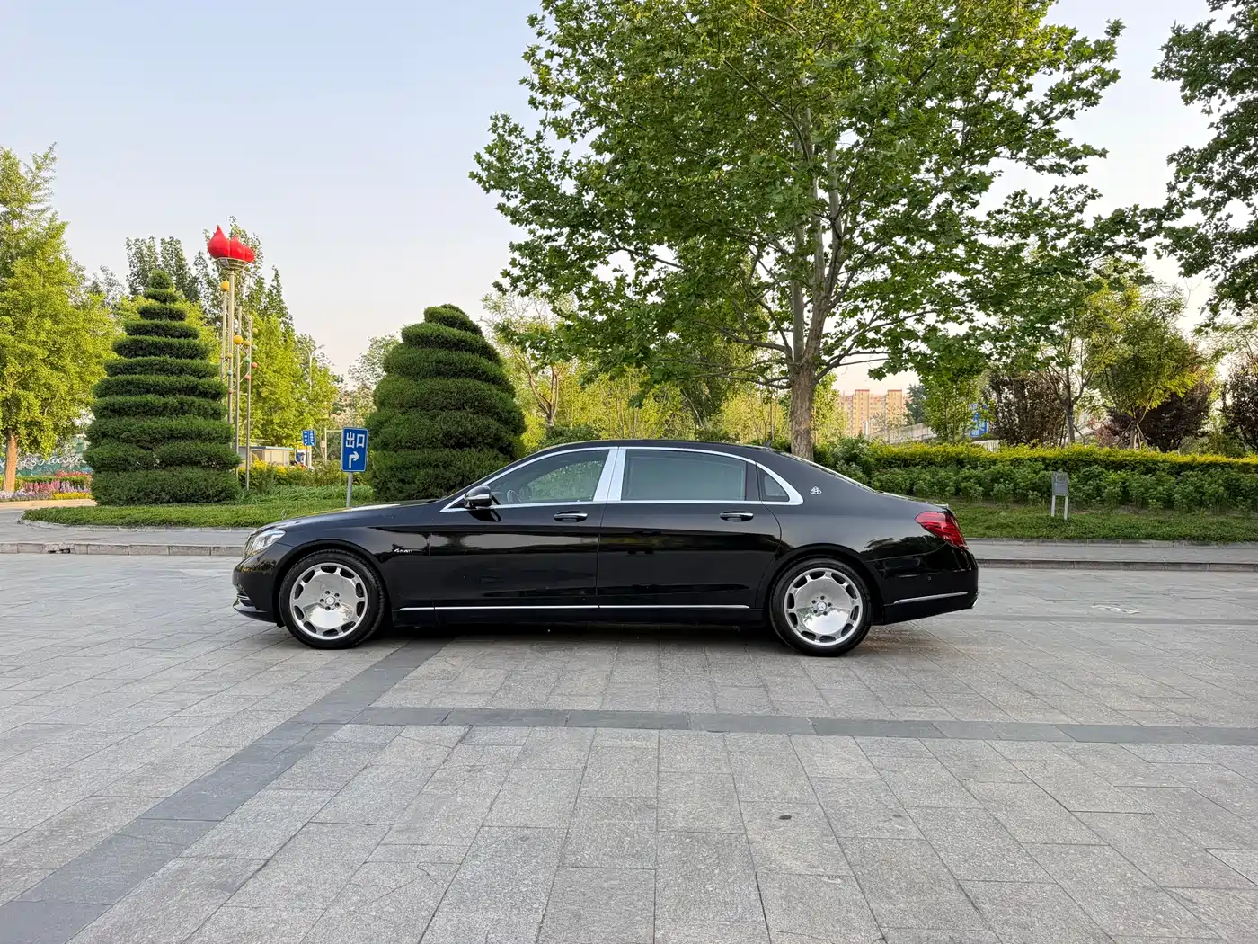 Mercedes-Benz Maybach S-Class 2015 S 400 4MATIC фото 7