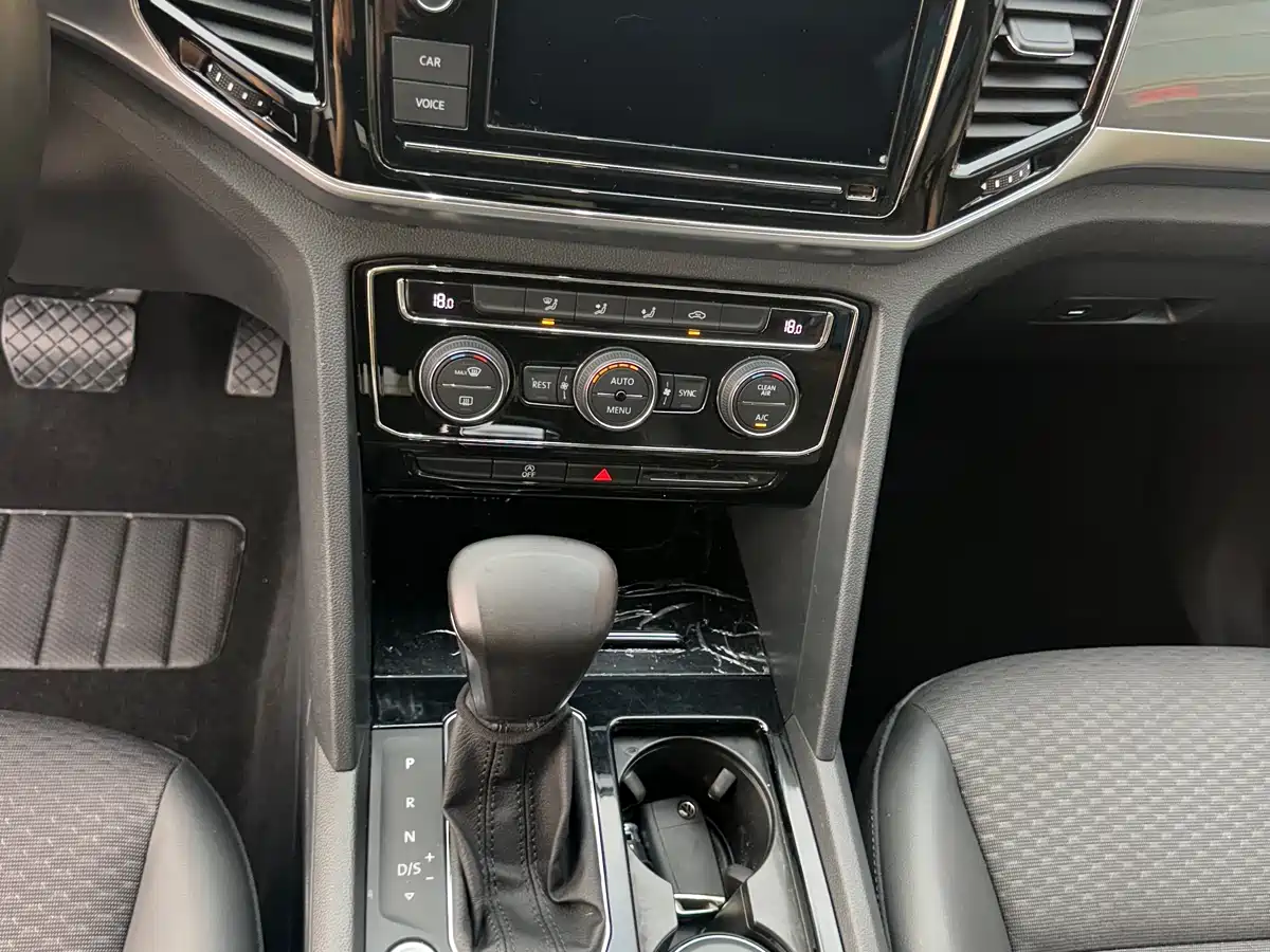 Volkswagen Teramont 2019 380TSI 4WD Comfort China VI фото 5