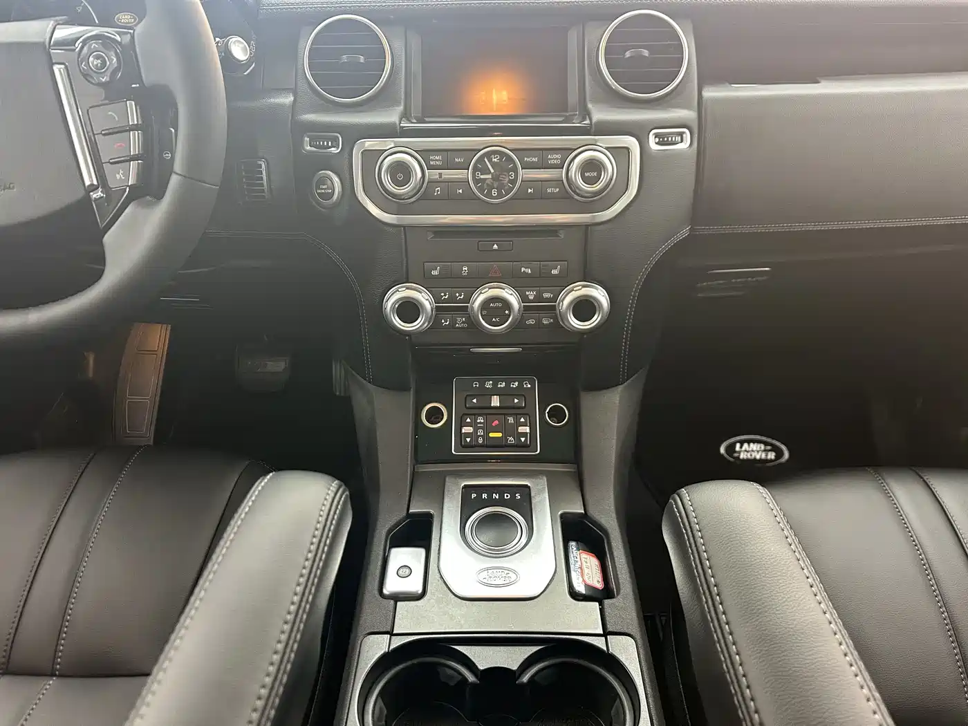 Land Rover Discovery 2013 3.0 SDV6 HSE Diesel фото 17