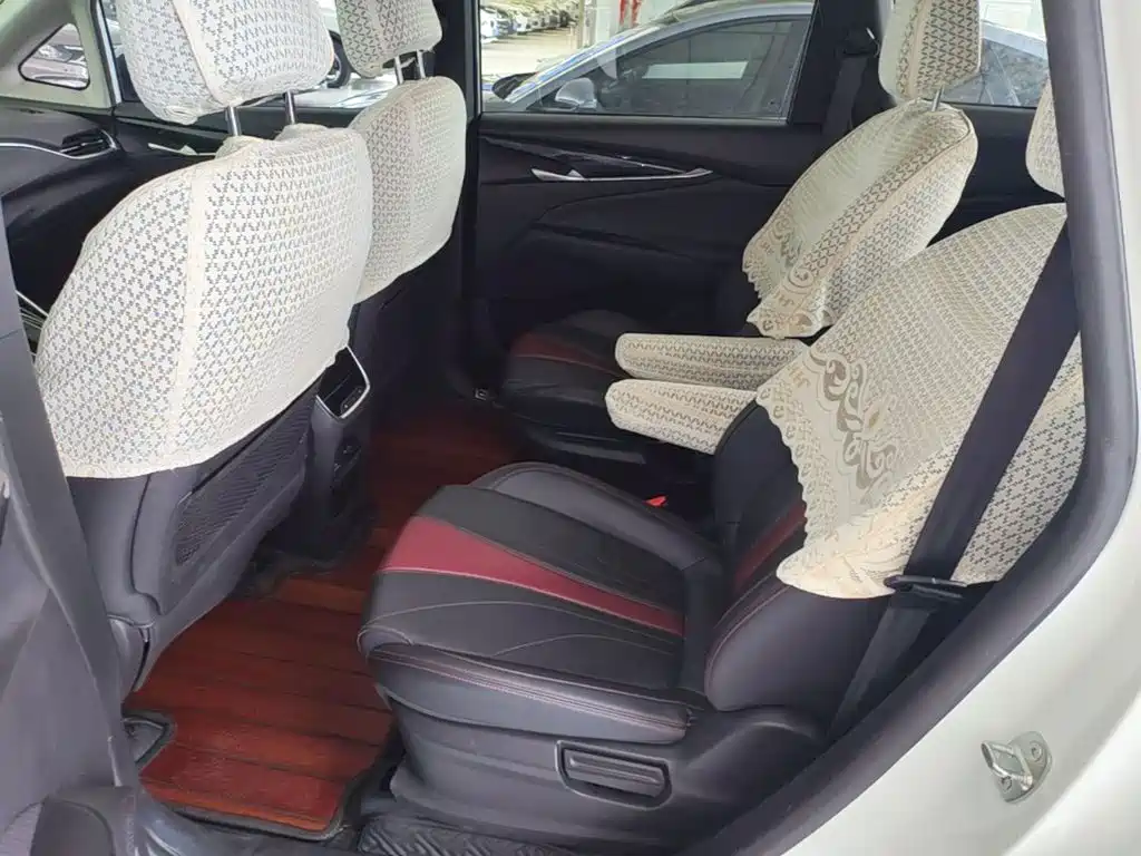 SAIC Maxus Maxus G50 2019 2019 1.5T Automatic Premium Edition China VI