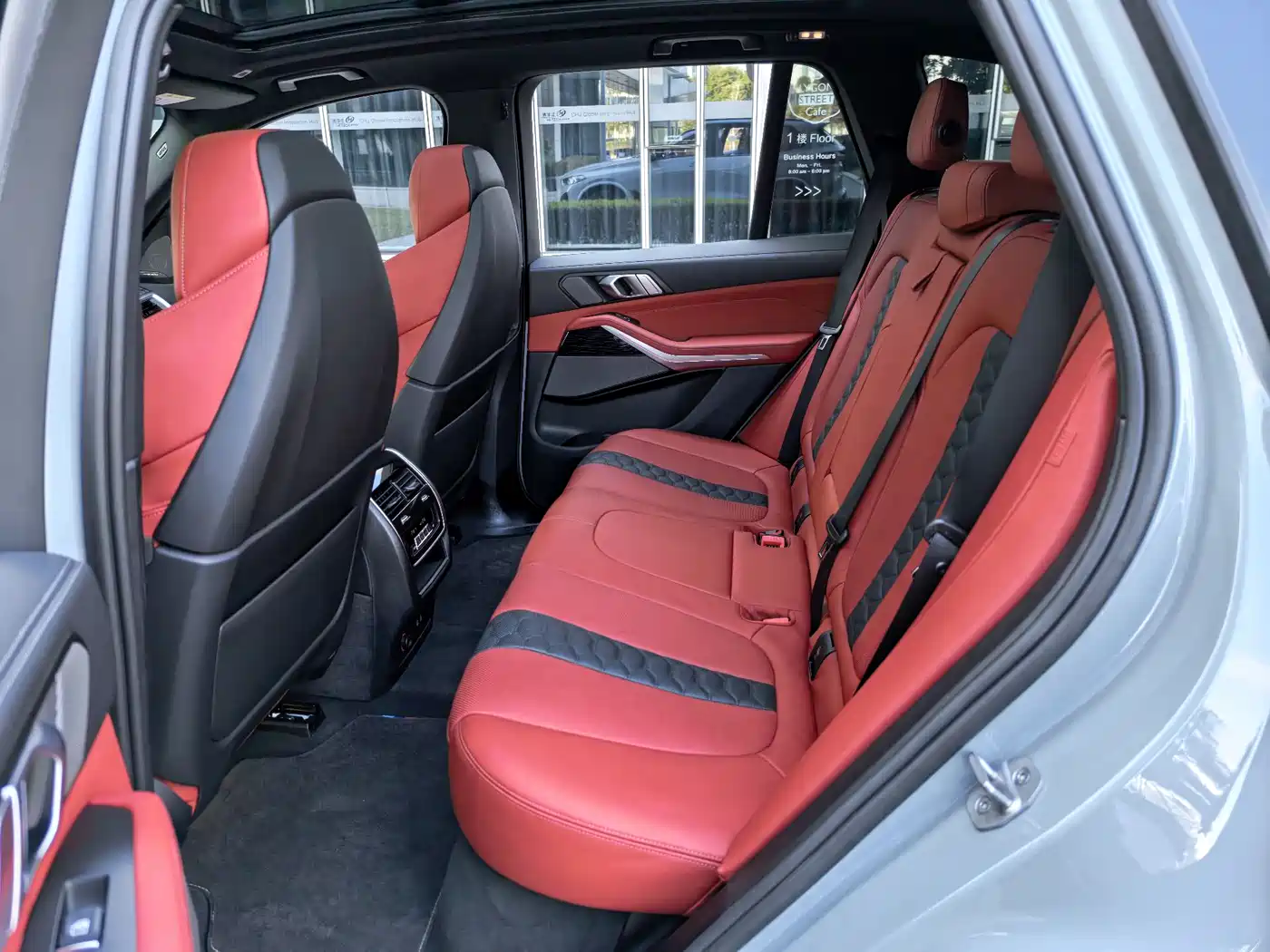BMW X5 M 2023 Model X5 M Thunder Edition фото 41